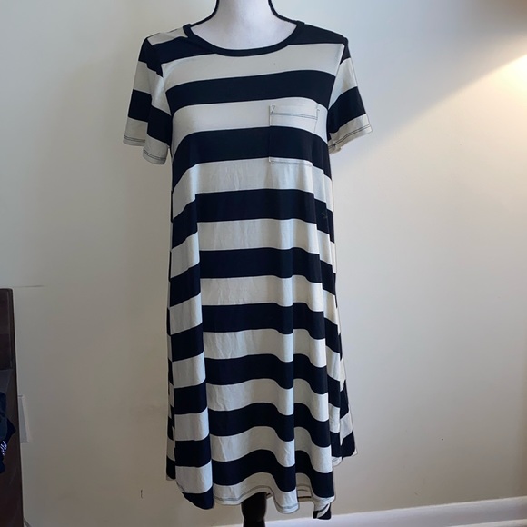 Lularoe Carly dress pugsley Addams Beetlejuice vibes 
Size small
Black and ivory - Picture 1 of 4